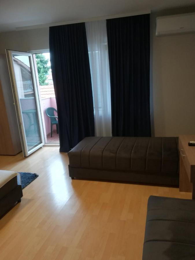 Apartments Tatjana Ягодина Экстерьер фото