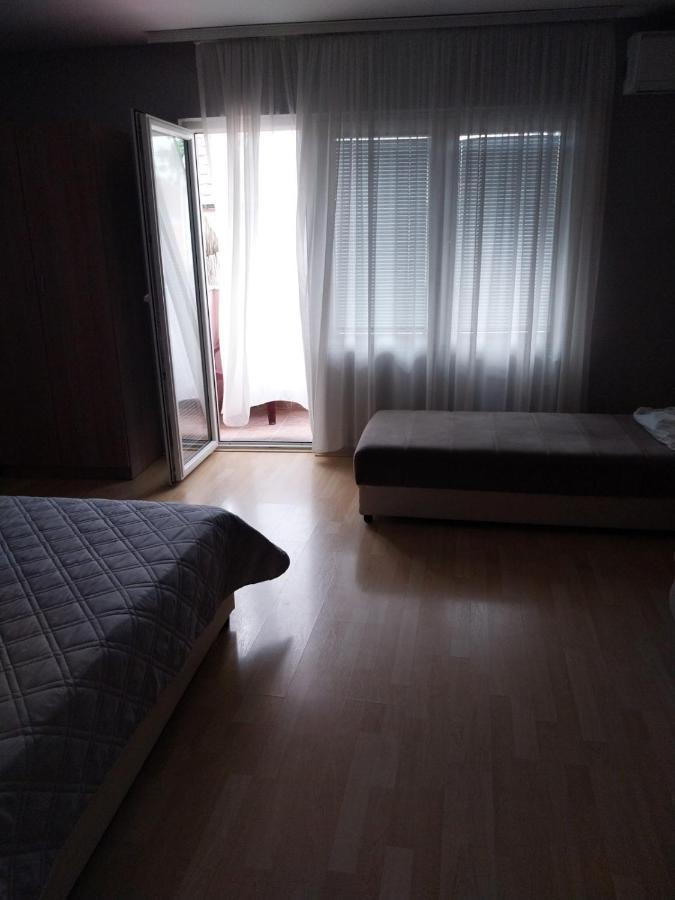 Apartments Tatjana Ягодина Экстерьер фото