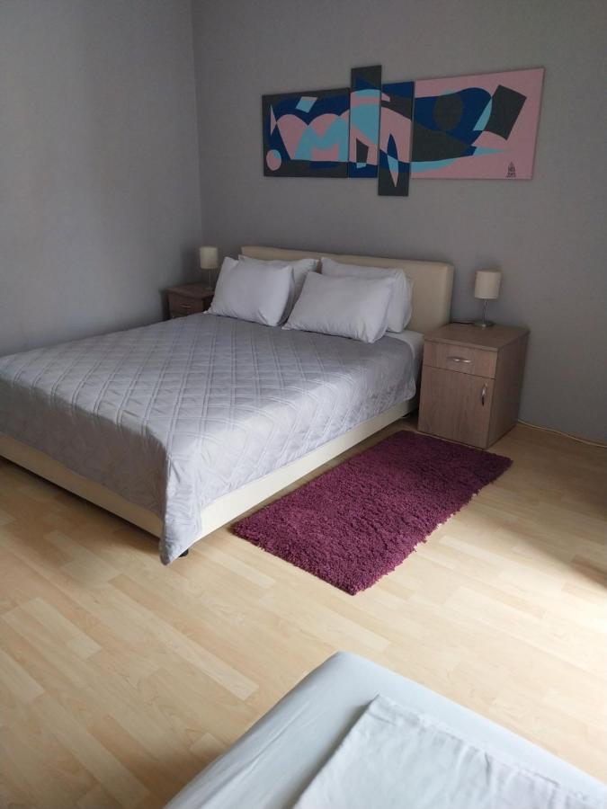 Apartments Tatjana Ягодина Экстерьер фото